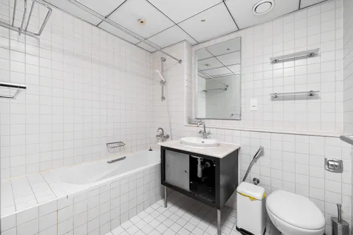 2 Bedrooms Apartment in Al Majara 2