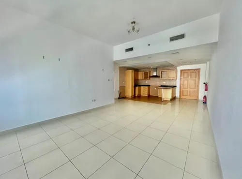 3 Bed | Unfurnished | Vacant