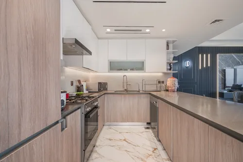 3 Bedrooms Apartment in Me Do Re Tower