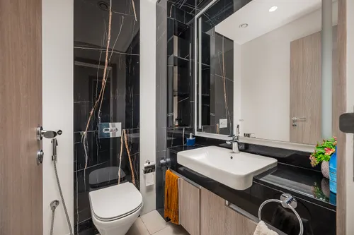 3 Bedrooms Apartment in Me Do Re Tower