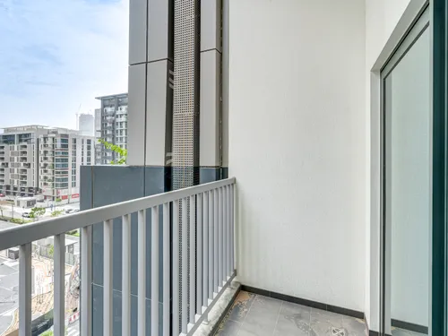 2 Bedrooms Apartment in The Crest