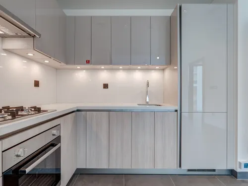 2 Bedrooms Apartment in The Crest Tower C