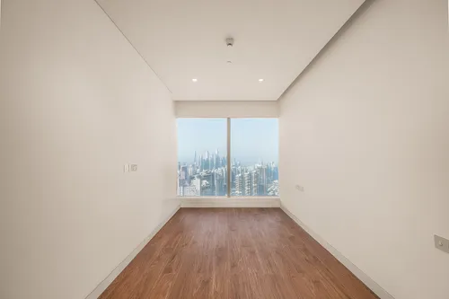 3 Bedrooms Apartment in Uptown Tower