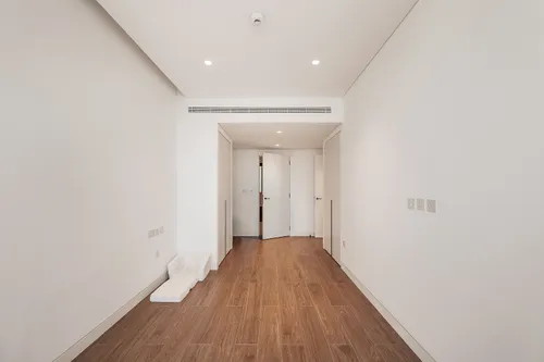 3 Bedrooms Apartment in Uptown Tower