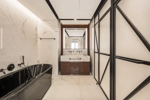 3 Bedrooms Apartment in Uptown Tower