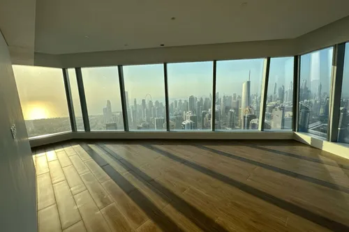 3 Bedrooms Apartment in Uptown Tower