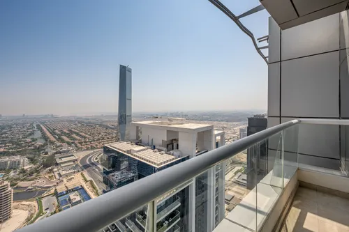 Penthouse + Maid|Vastu Compliance|Vacant