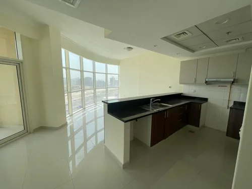 1 Bedroom Apartment in Reef Residence
