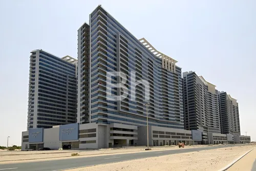 2 Bedrooms Apartment in Skycourts Tower B