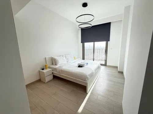 2 Bedrooms Apartment in Azizi Amber