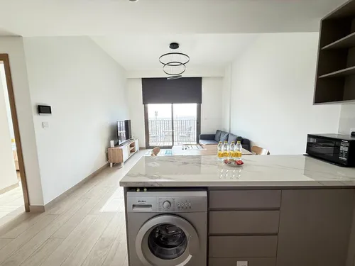 2 Bedrooms Apartment in Azizi Amber