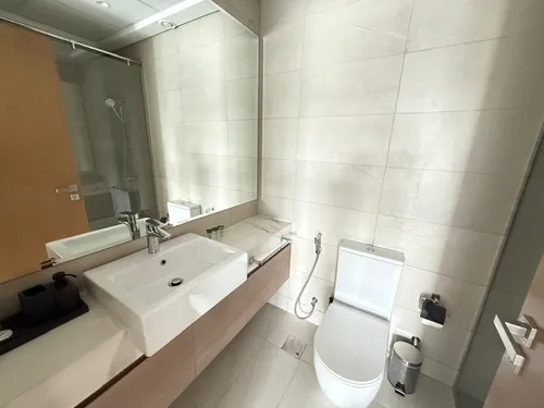 2 Bedrooms Apartment in Azizi Amber