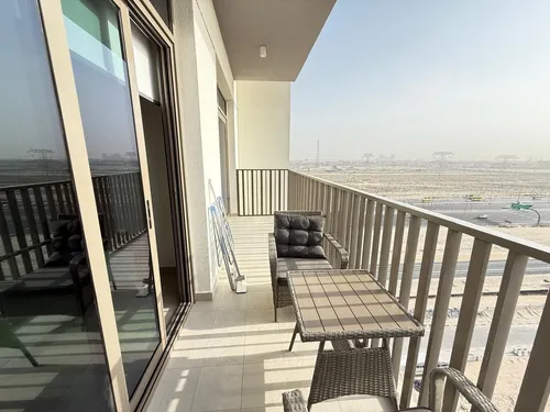2 Bedrooms Apartment in Azizi Amber
