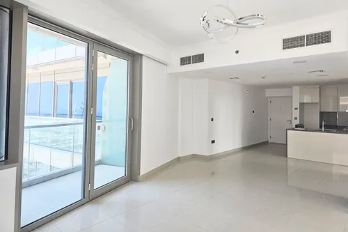 2 Bedrooms Apartment in Ocean Heights