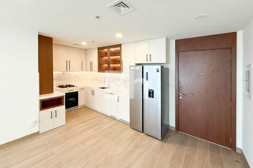 Elegant Finishes | Vacant | With Appliances