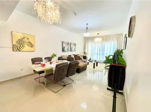 1 Bedroom Apartment in Lake Point Tower