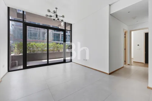 6 Cheques | Direct Pool Access | Smart Home