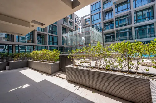 2 Bedrooms Apartment in Signature Livings