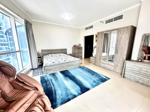 2 Bedrooms Apartment in Jumeirah Bay X1
