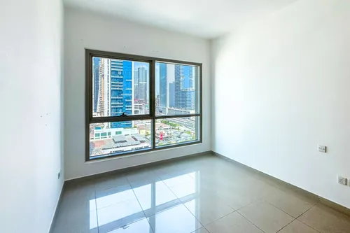 1 Bedroom Apartment in Lake Point Tower
