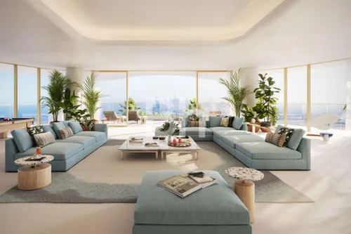4 Bedrooms Apartment in Como Residences