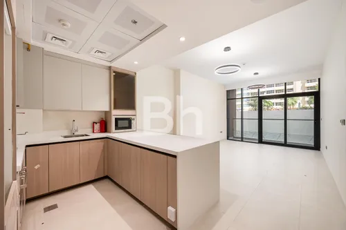 Move In Ready | Unfurnished | Modern 1 Bedroom