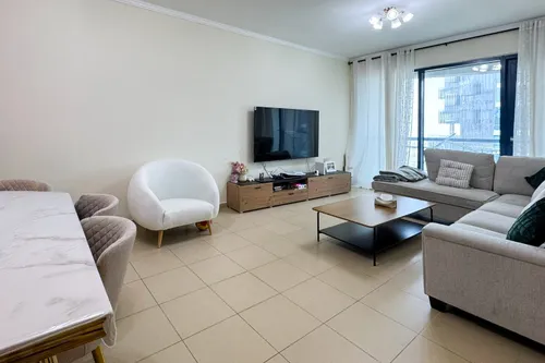 2 Bedrooms Apartment in Jumeirah Bay X1