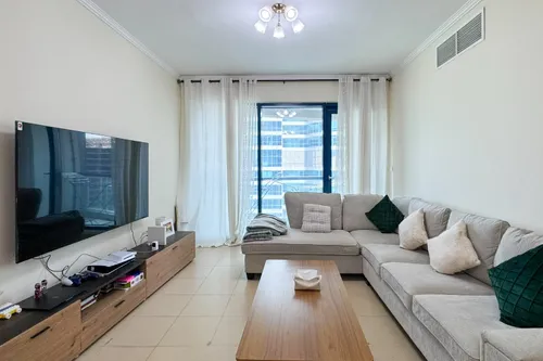 2 Bedrooms Apartment in Jumeirah Bay X1