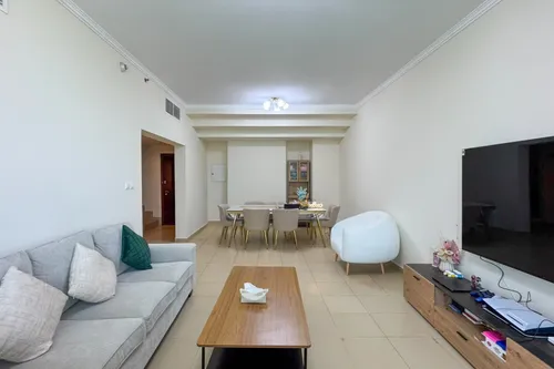 2 Bedrooms Apartment in Jumeirah Bay X1