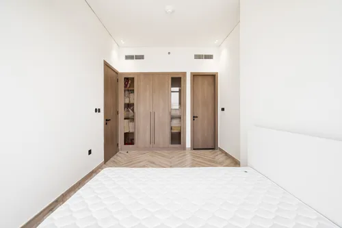 1 Bedroom Apartment in 555 Park Views