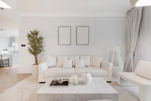 2 Bedrooms Apartment in Sulafa Tower