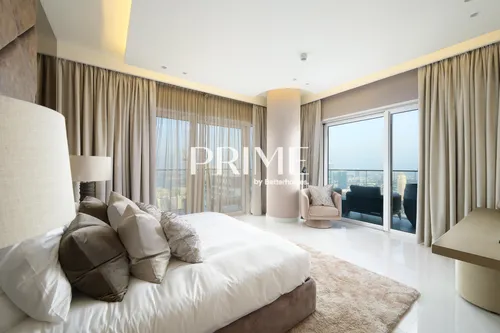 4 Bedrooms Apartment in Grand Bleu Tower 1