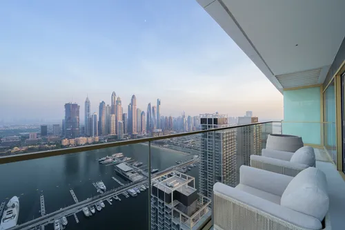 4 Bedrooms Apartment in Grand Bleu Tower 1
