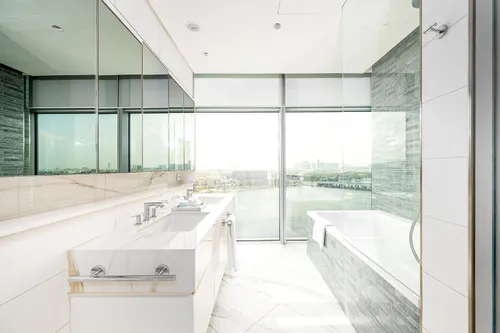 3 Bedrooms Apartment in Marriott Marquis Dubai