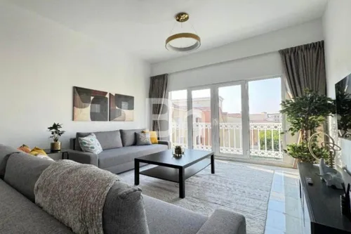 Vacant | Modern | Furnished | Upgraded Finishings