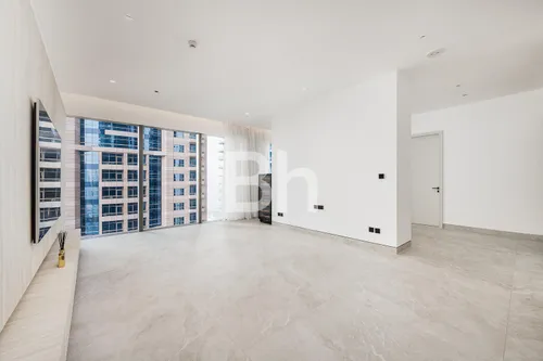 Marina View | Luxurious Upgraded | Prime Location