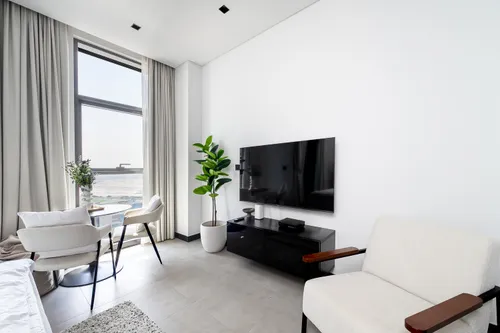 6 Cheques | Fully Furnished | Balcony and Parking