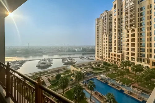 2 Bedrooms Apartment in Marina Residences 2
