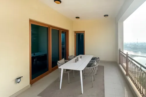 2 Bedrooms Apartment in Marina Residences 2
