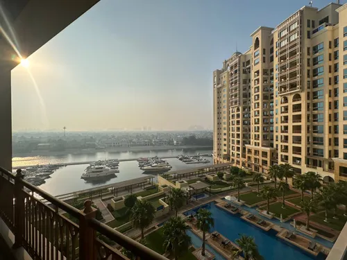 2 Bedrooms Apartment in Marina Residences 2