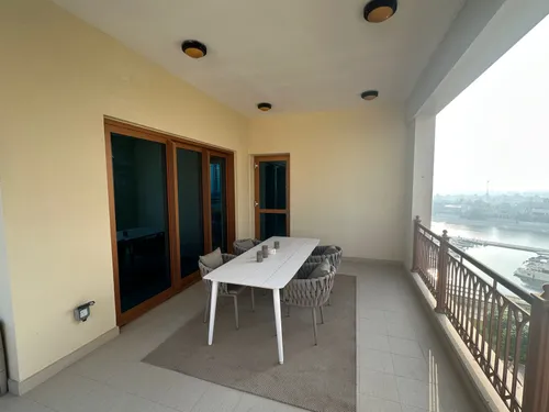 2 Bedrooms Apartment in Marina Residences 2