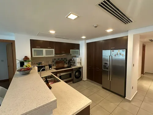 2 Bedrooms Apartment in Marina Residences 2