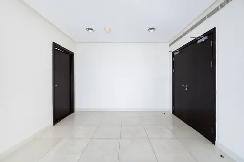 4 Bedrooms Apartment in 23 Marina