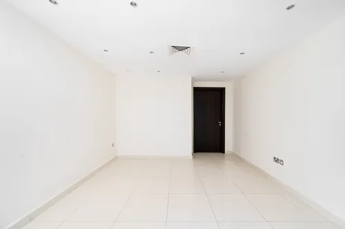 4 Bedrooms Apartment in 23 Marina