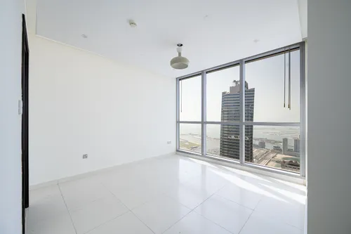4 Bedrooms Apartment in 23 Marina