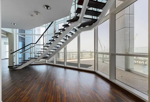 4 Bedrooms Apartment in 23 Marina