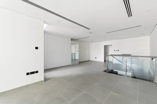 1 Bedroom Apartment in Marina Arcade Tower