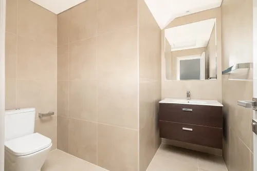 1 Bedroom Apartment in Marina Arcade Tower