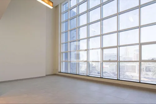 1 Bedroom Apartment in Marina Arcade Tower