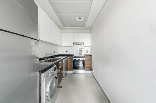 1 Bedroom Apartment in Marina Arcade Tower
